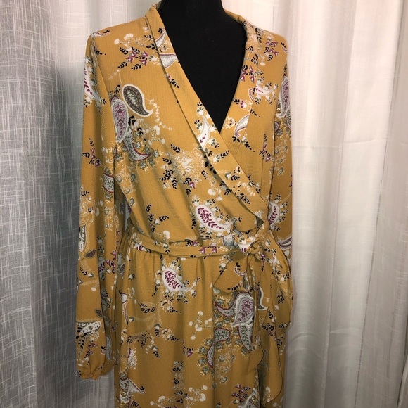 Bobeau Yellow Floral Midi Dress NWT - Picture 4 of 15